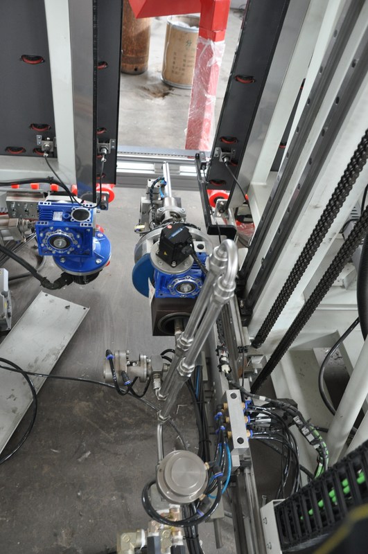 Max Glass Szie 2500*4500mm Vertical Insulating Glass Machine / Double Glass Machine Sealing Robot