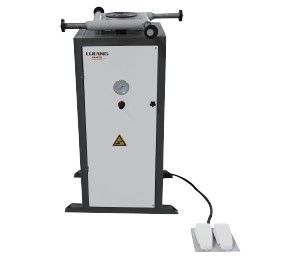 ROTATED SEALANT SPREADING TABLE